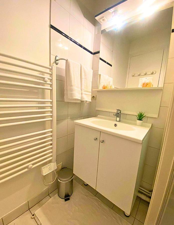 Appart Cosy Renove Avec Ac Hypercentre Nemours Buitenkant foto