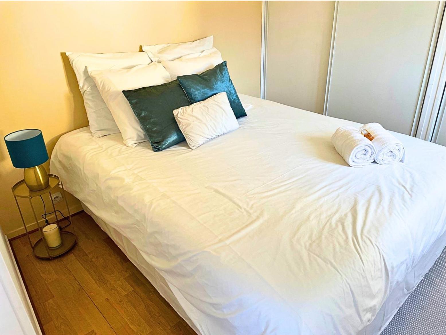 Appart Cosy Renove Avec Ac Hypercentre Nemours Buitenkant foto